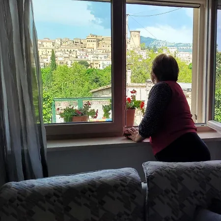 Accoglienza Personale, Parcheggio E Vista Su Tricarico In Basilicata, Io Sono Qui * Tricarico