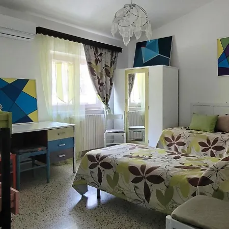 Accoglienza Autentica, Parcheggio E Vista Su In Basilicata, Io Sono Qui Daire *