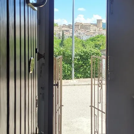 Апартаменты Accoglienza Personale, Parcheggio E Vista Su Tricarico In Basilicata, Io Sono Qui *