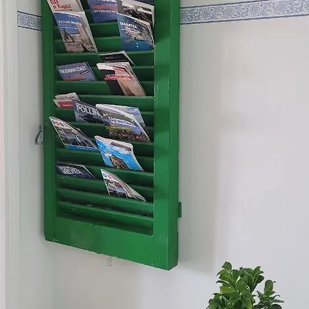 Accoglienza Personale, Parcheggio E Vista Su In Basilicata, Io Sono Qui