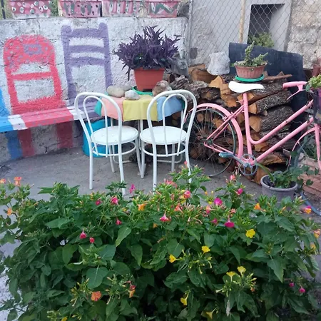 Accoglienza Personale, Parcheggio E Vista Su Tricarico In Basilicata, Io Sono Qui Tricarico