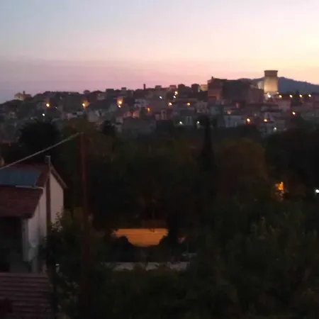 Апартаменты Accoglienza Personale, Parcheggio E Vista Su Tricarico In Basilicata, Io Sono Qui *