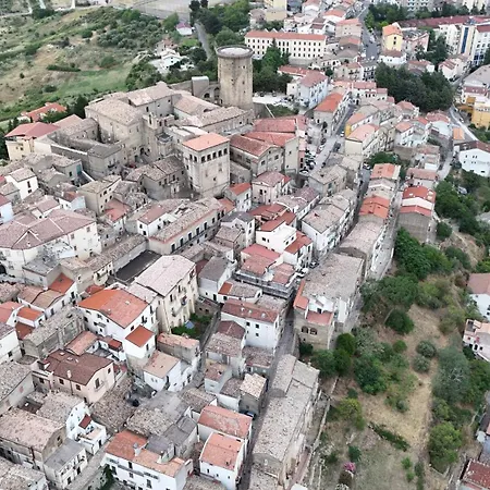 Accoglienza Personale, Parcheggio E Vista Su Tricarico In Basilicata, Io Sono Qui * Tricarico